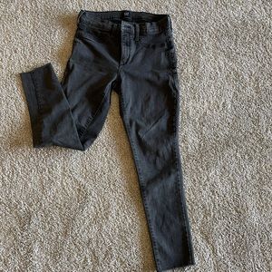 Black gap skinny jeans